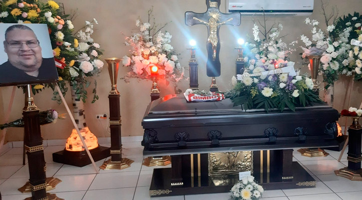 Daniel Collins murió de un infarto, no fue golpeado, dice el Gobernador