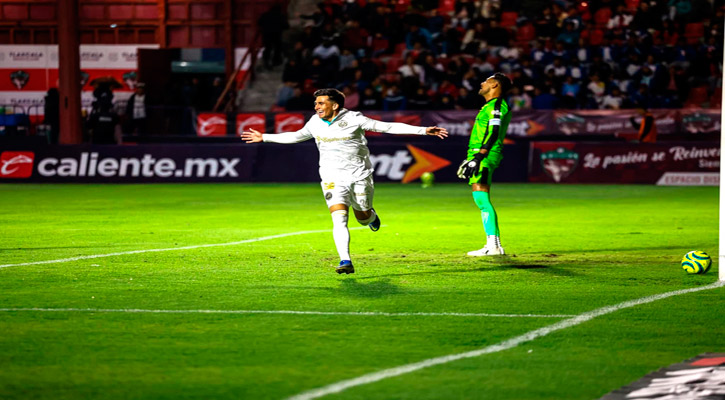 Superó el Club Atlético La Paz 3-2 a Coyotes de Tlaxcala
