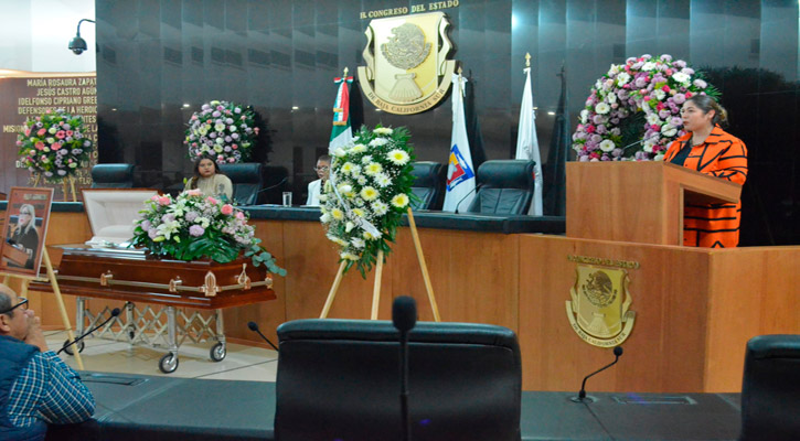 Rinden el Congreso de BCS homenaje póstumo a Anita Beltrán Peralta Rinden el Congreso de BCS homenaje póstumo a Anita Beltrán Peralta