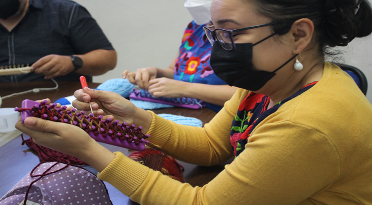 Se suma la UABCS a la campaña internacional “Grafiti-Tejido”