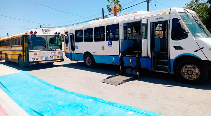 Transportan diariamente a 50 menores al Centro de Atención Múltiple en SJC Transportan diariamente a 50 menores al Centro de Atención Múltiple en SJC