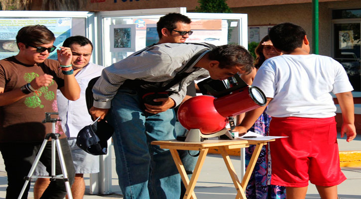 Pueden quemar células de la retina los rayos del sol el día del eclipse