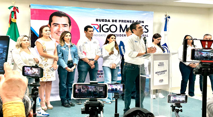 Pide legislador federal Romero a ciudadanos a que se pregunten si sus gobernantes han resuelto lo que les prometieron