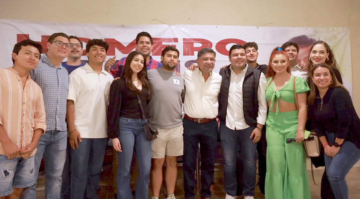 Invita Homero Davis a jóvenes a alzar la voz, participar y trabajar unidos