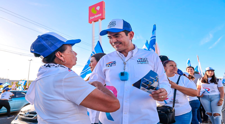 Promete Rigo Mares bono a trabajadores de la educación de La Paz
