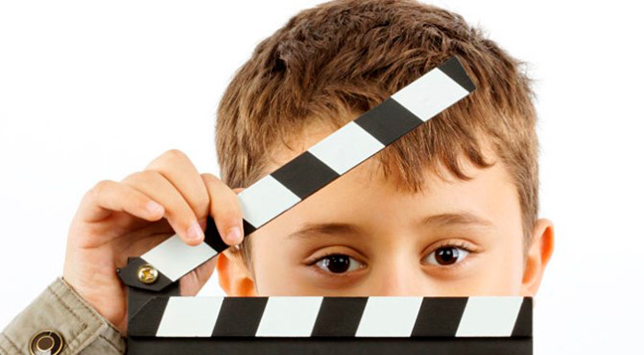 Invitan a menores de La Paz al taller para hacer un video documental