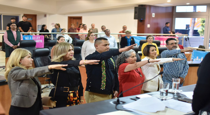 Rinden protesta los integrantes del Consejo Estatal para Prevenir y Eliminar la Discriminación en BCS