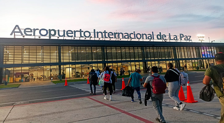 Superó el Aeropuerto de La Paz el millón de pasajeros movilizados durante el 2023 Superó el Aeropuerto de La Paz el millón de pasajeros movilizados durante el 2023