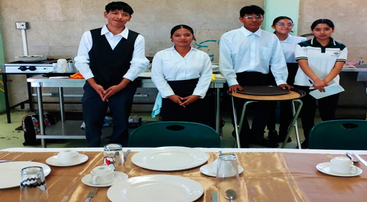 Preparan en La Paz y Los Cabos a estudiantes del Conalep y Cecyte para el sector productivo Preparan en La Paz y Los Cabos a estudiantes del Conalep y Cecyte para el sector productivo