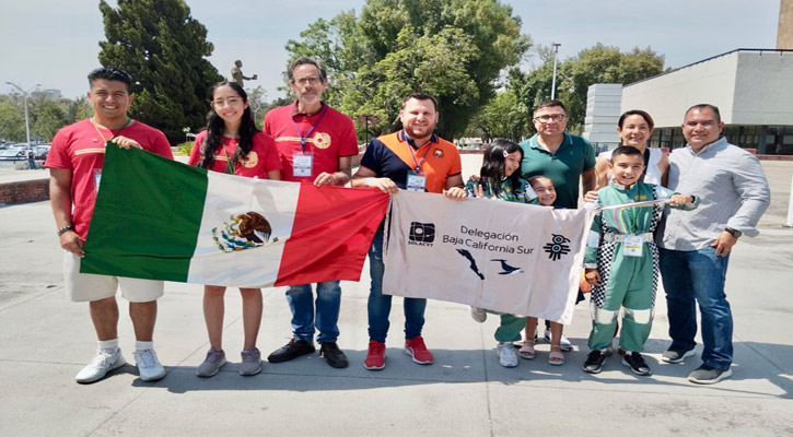 Participan estudiantes de BCS en Infomatrix Iberoamérica