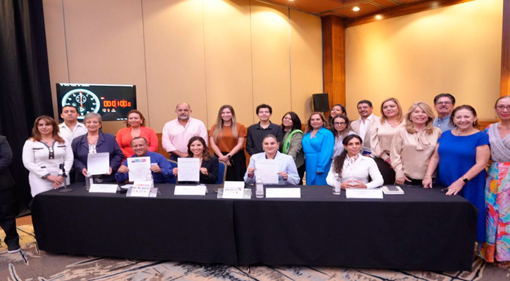 “Defenderemos desde el Senado la democracia y la libertad”: Susana Zatarain “Defenderemos desde el Senado la democracia y la libertad”: Susana Zatarain