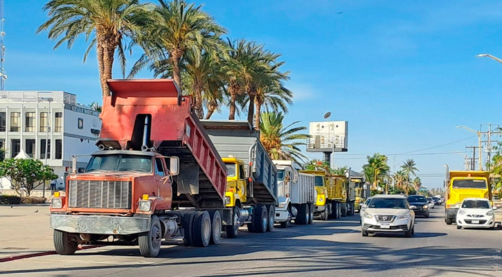 Materialistas piden al gobierno equidad en el reparto de acarreo en obra pública