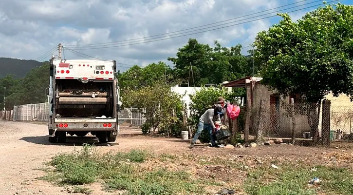 En agosto llegarán tres camiones recolectores de basura exclusivos para comunidades rurales de La Paz