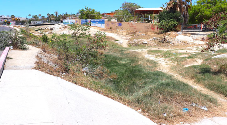 Invitan a jornada de limpieza del canal que se ubica en las inmediaciones de la Técnica 14 en CSL Invitan a jornada de limpieza del canal que se ubica en las inmediaciones de la Técnica 14 en CSL