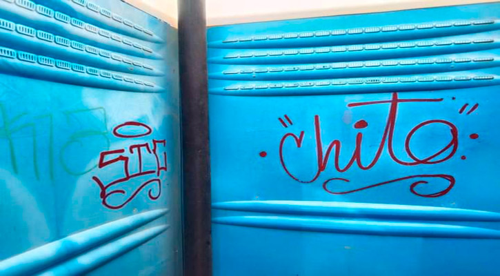 Aumentan casos de graffiti, destrucción de letreros y contaminación en playas de Los Cabos provocados por ciudadanos