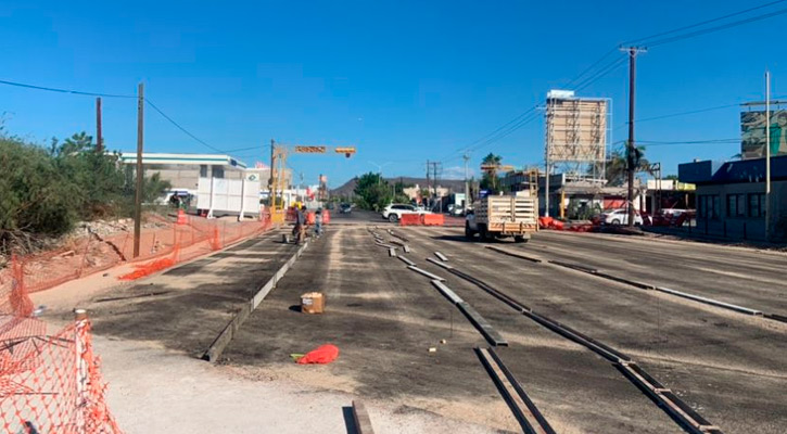 Confían que antes de las lluvias intensas, se concluya puente en Colosio en La Paz Confían que antes de las lluvias intensas, se concluya puente en Colosio en La Paz