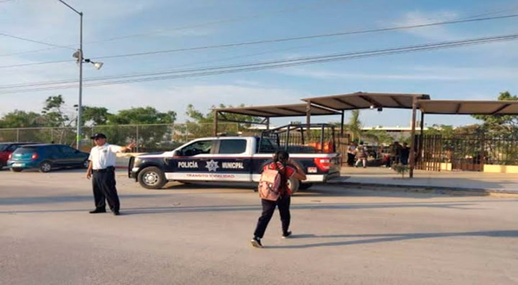 Llaman a conductores a manejar con precaución en calles anexas a las escuelas de Los Cabos