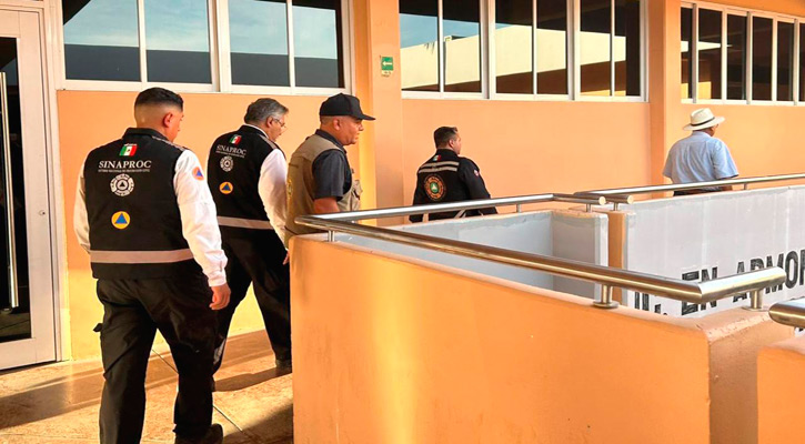 Supervisan en La Paz refugios temporales