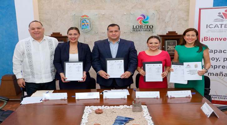 Fortalece la capacitación de servidores públicos la función gubernamental: Saúl González Fortalece la capacitación de servidores públicos la función gubernamental: Saúl González