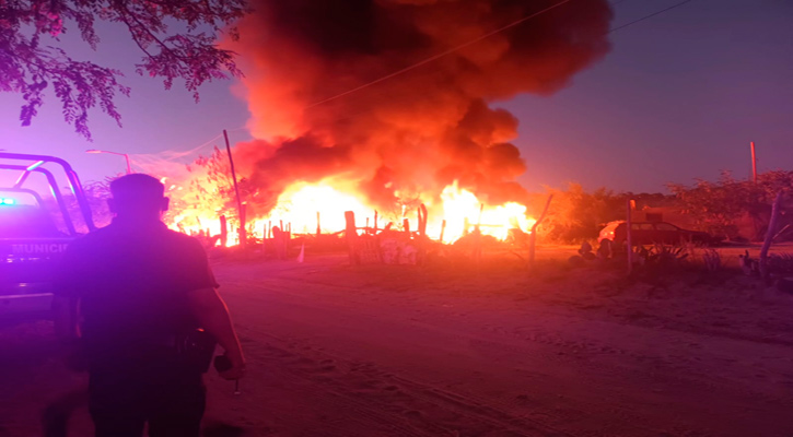 Apoyará gobierno de Los Cabos a personas afectadas por incendio en Santa Rosa