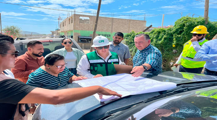 Trabaja gobierno de Los Cabos para que se regularice la energía eléctrica de las familias en El Taste de CSL