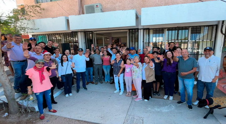 Inauguró Grupo Amigos para el Bienestar salón de usos múltiples en el Pedregal de La Paz Inauguró Grupo Amigos para el Bienestar salón de usos múltiples en el Pedregal de La Paz