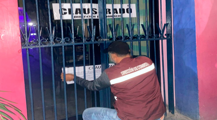 Fueron clausurados 4 bares por diversas irregularidades en La Paz Fueron clausurados 4 bares por diversas irregularidades en La Paz
