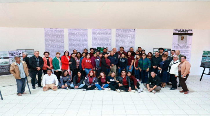 Inauguró Víctor Castro exposición fotográfica del Valle de Santo Domingo y sus 75 años de historia