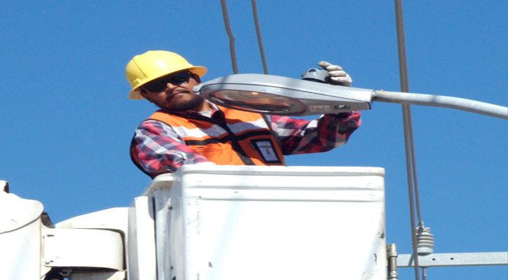 Se tiene cubierto un 85% el servicio de alumbrado público en CSL Se tiene cubierto un 85% el servicio de alumbrado público en CSL