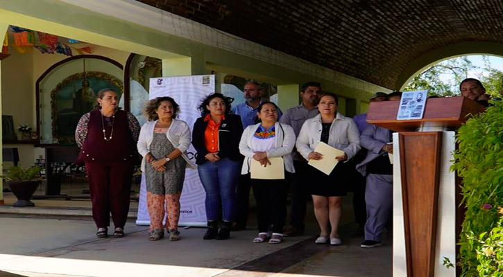 Entrega Fomento Económico apoyos a comerciantes de zona rural de Los Cabos