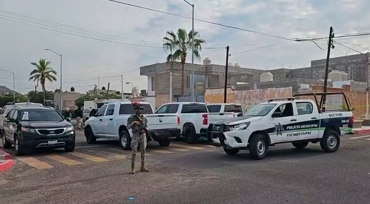 Capturan a presuntos asaltantes de Oomsapas de La Paz, dice Gobernador Capturan a presuntos asaltantes de Oomsapas de La Paz, dice Gobernador