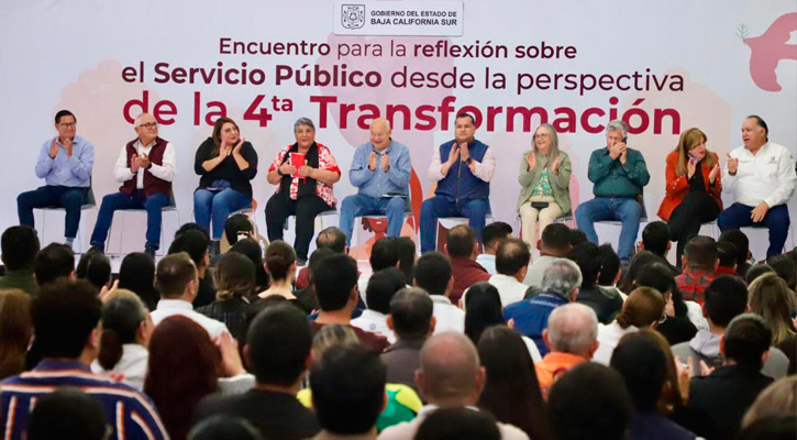 Sostuvo el Gobernador encuentro con servidores públicos de BCS Sostuvo el Gobernador encuentro con servidores públicos de BCS