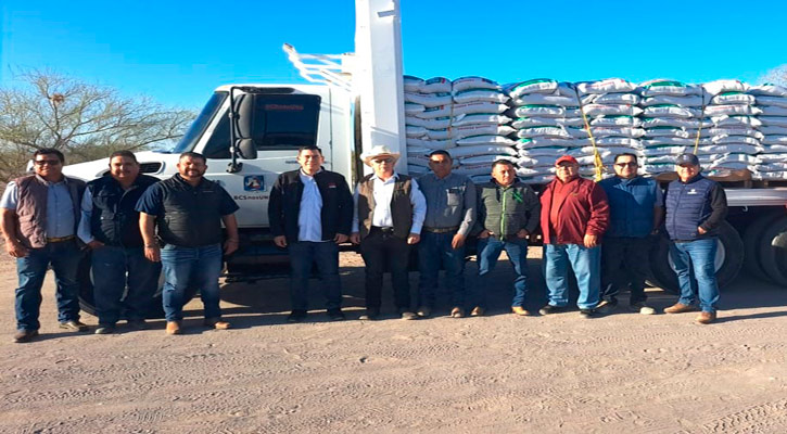 Entregó 10 toneladas de forraje a comunidades rurales de La Paz el gobierno de BCS