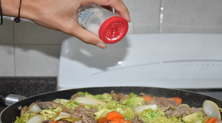 Recomienda IMSS disminuir consumo de sal Recomienda IMSS disminuir consumo de sal