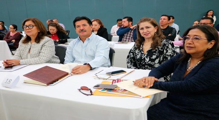 Se reúnen supervisores y directores de BCS para reanudar actividades educativas Se reúnen supervisores y directores de BCS para reanudar actividades educativas