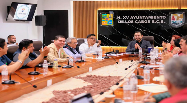 Ganó Juan Murillo concurso del diseño de las Fiestas Tradicionales San José del Cabo 2025