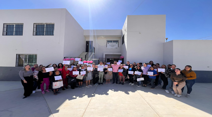 Fomenta gobierno del BCS la autonomía financiera de las mujeres de Los Cabos