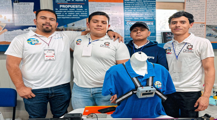 Sobresalen estudiantes de la UABCS en Infomatrix BCS 2025 y avanzan a competencias nacionales e internacionales