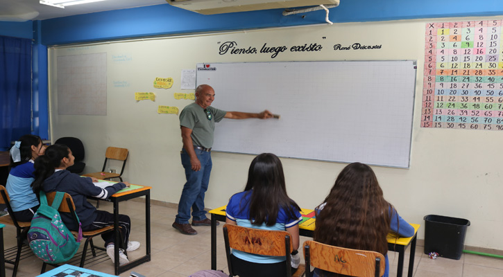 Prevén secundarias de BCS un incremento de 1,500 estudiantes el próximo ciclo escolar Prevén secundarias de BCS un incremento de 1,500 estudiantes el próximo ciclo escolar