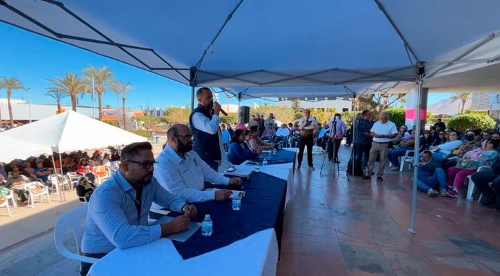 No hubo propuesta de incremento salarial a burócratas; continúa paro de labores No hubo propuesta de incremento salarial a burócratas; continúa paro de labores