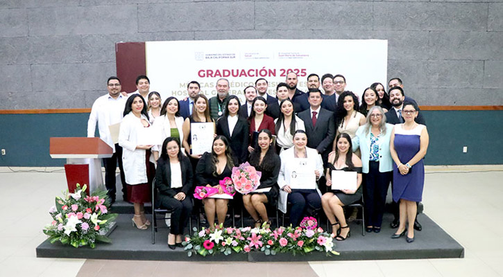 Egresaron 32 médicos del hospital Juan María de Salvatierra