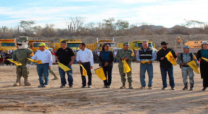 Llevan a cabo jornada de limpieza en el arroyo Salto Seco en Los Cabos Llevan a cabo jornada de limpieza en el arroyo Salto Seco en Los Cabos