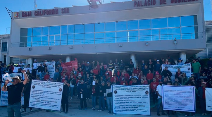 Disidencia magisterial vuelve a parar labores; están mal orientados, dice SNTE