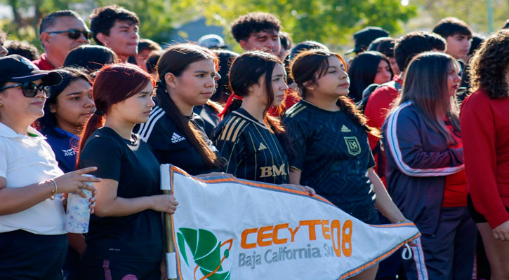 Logra Cecyte de BCS tercer lugar nacional en eficiencia terminal