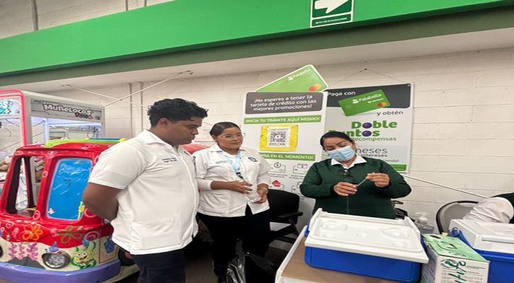 Se suman estudiantes de Enfermería de la UABCS a jornada de vacunación en La Paz