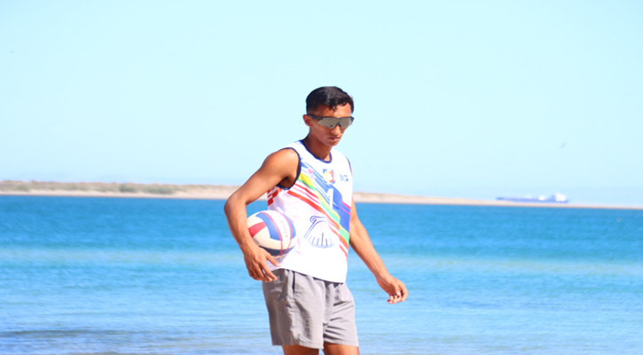 Motivado Edgar Hernández por competir en la etapa Macro Regional de volibol de playa 2025