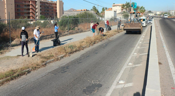 Recolectaron 36 toneladas de residuos en la carretera Transpeninsular en CSL