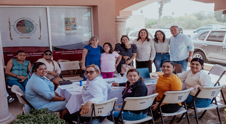 Credencialización para becas de transporte avanza con apoyo total de personas concesionarias de Los Cabos