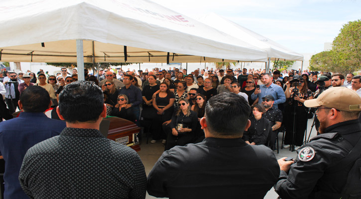 Rindió la PGJE homenaje al comandante Ulises Omar Cota Montaño