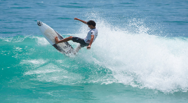 Lograron surfistas de Los Cabos 17 medallas en etapa Estatal de la Olimpiada Nacional 2025